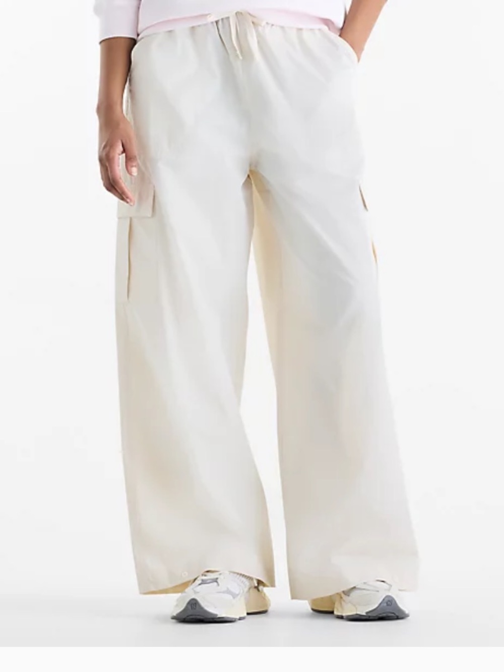 New Balance Woven Cargo Pants in Cream
